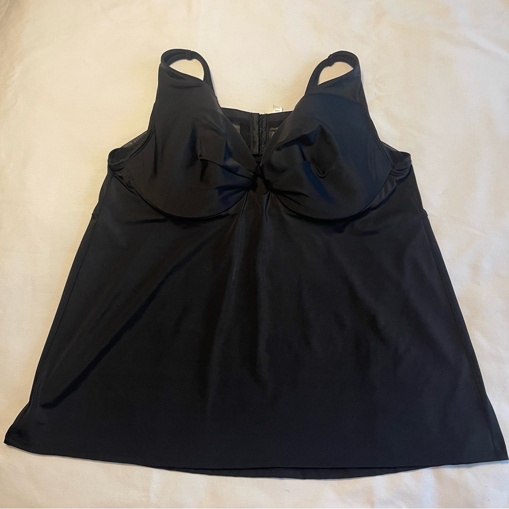Black Tankini Underwire Plunge